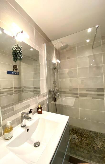 Appartement Chaleureux Entre Zola Et Proce. น็องต์ ภายนอก รูปภาพ